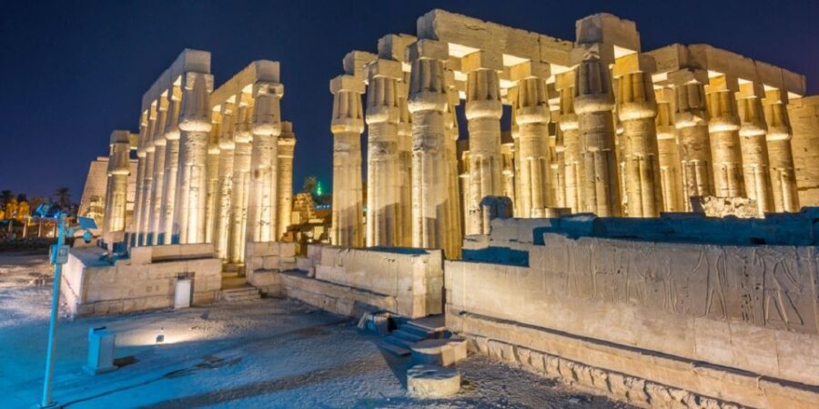 Safaga: Luxor Tour With Hot Air Balloon Ride and Meals