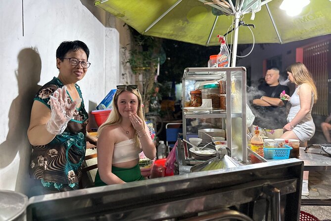 Saigon Night Walking Food Tour - 100% No Tourist