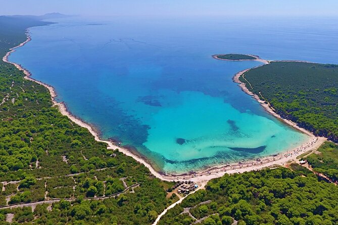 Sakarun Beach Small Group Boat Tour and Shipwreck Snorkeling