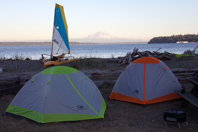 San Juan Islands 3 Day Kayak Sailing and Camping Tour