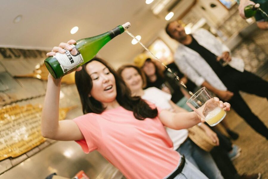 San Sebastian Like a Local: Evening Pintxos Tour - Tour Details