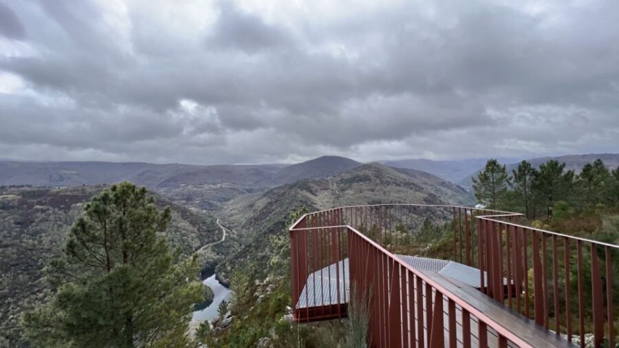 Santiago De Compostela: Galicia & the Ribeira Sacra Day Trip