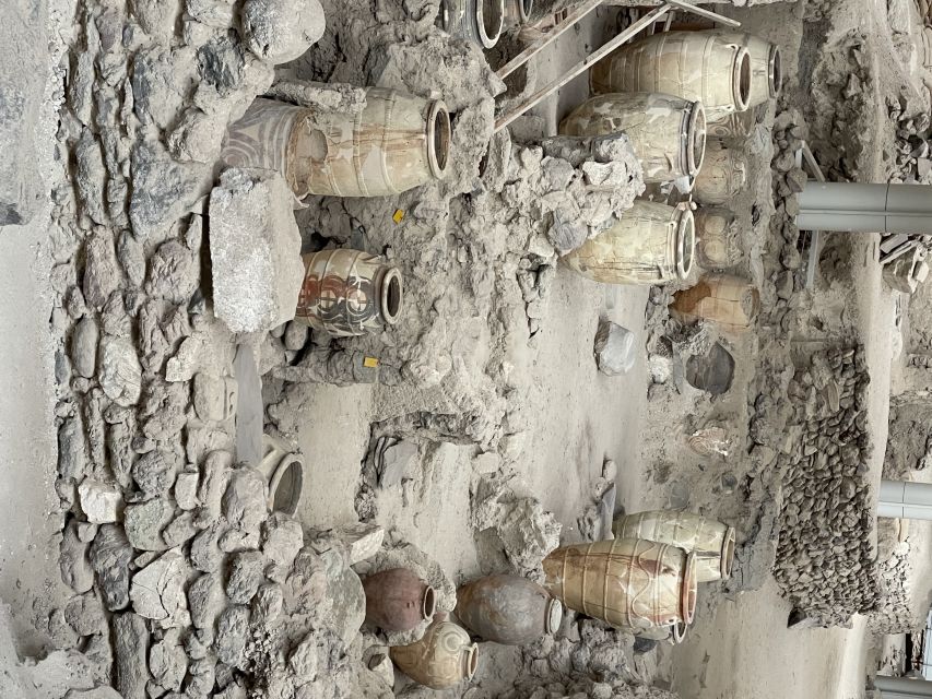 Santorini: Akrotiri Prehistoric City Private Guided Tour