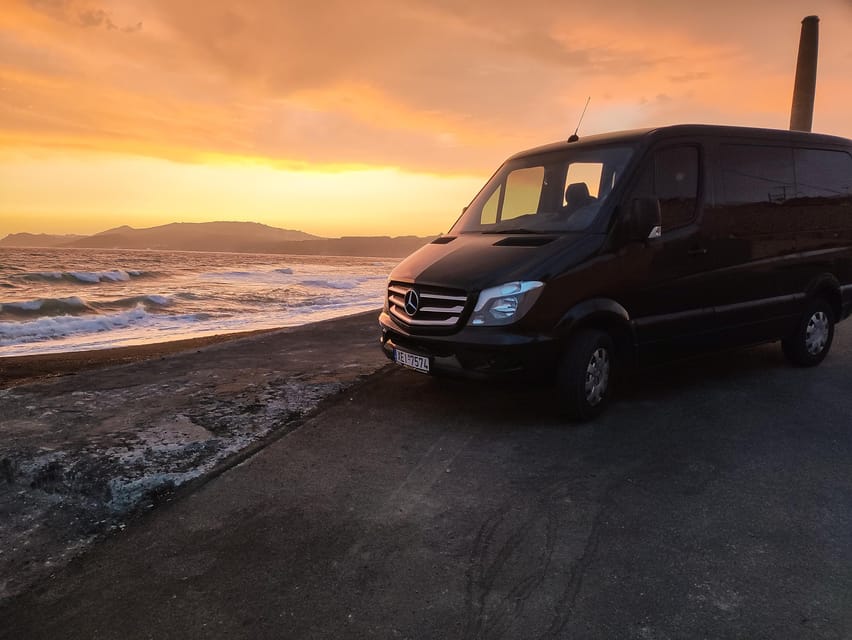 Santorini Group Transfers: 24/7 We Are at Your Service
