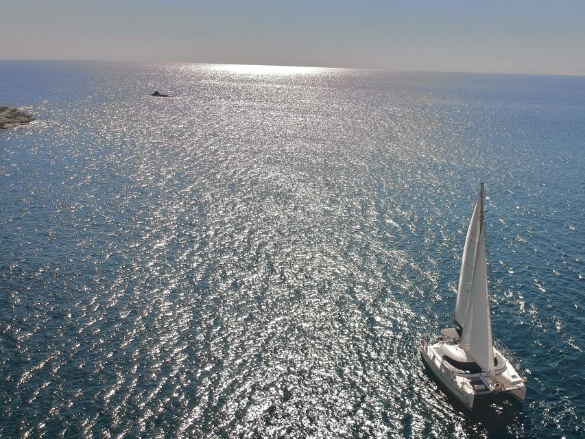 4 Best Sailing Experiences In Oia