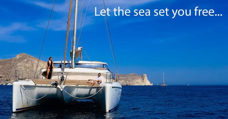 Santorini: Private Day Cruise With Full Greek Lunch