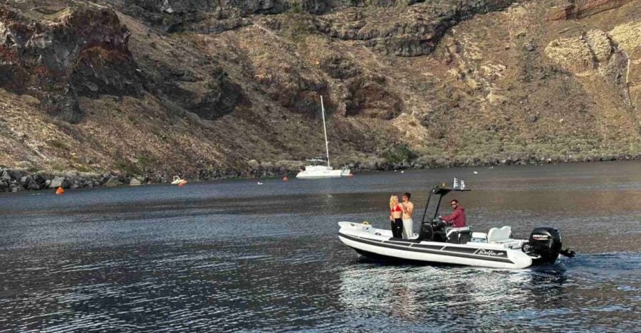 Santorini: Private RIB Cruise With Volcano & Thirassia Visit