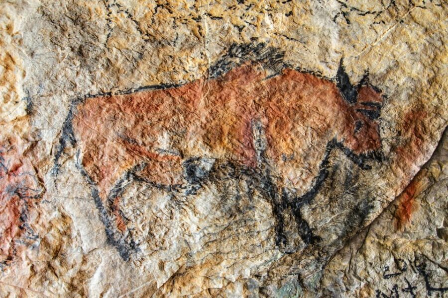 Sarlat: Half-Day Skip-the-Line Lascaux IV Tour - Tour Overview