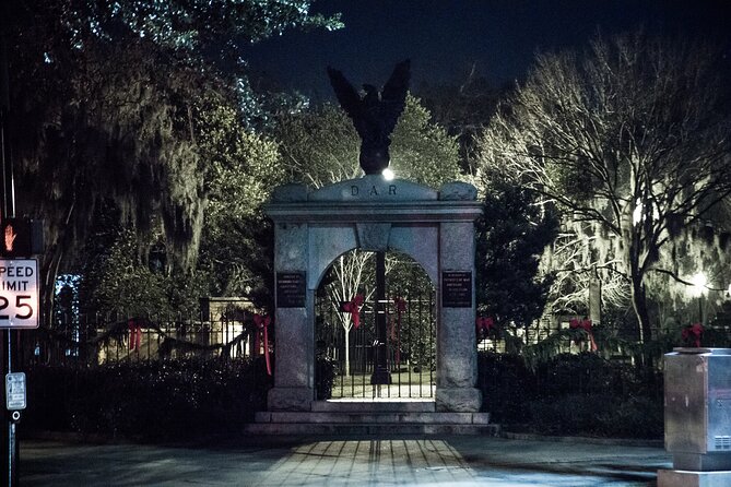 Savannah Terrors Boos and Booze Haunted Pub Crawl
