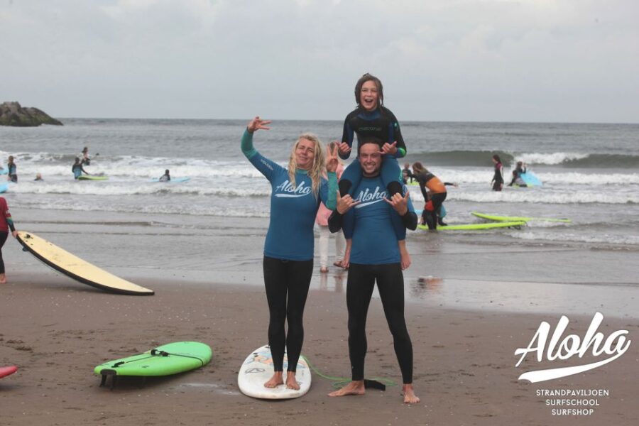 Scheveningen Beach: 1,5 Hour Surf Experience for Families - Activity Overview