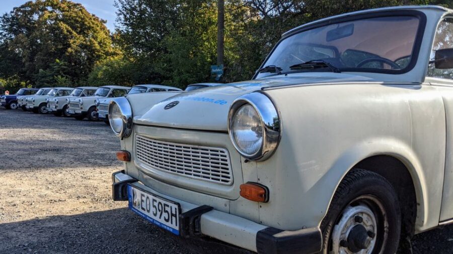 Schkeuditz: 4-Hour Vintage East German Trabant Rental - Rental Details Overview