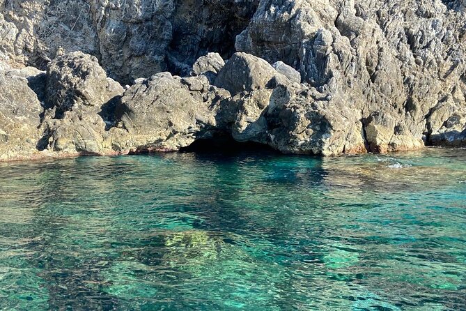 Scilla – Caves Tour + Cala Jankulla Beach
