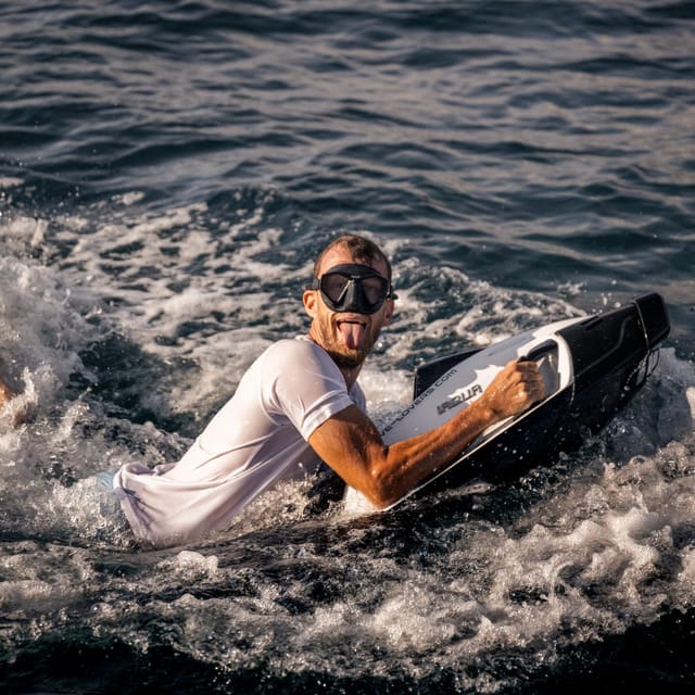 SEABOB RENT | Professional Electric Underwater Scooter Hire - Explore the Underwater World