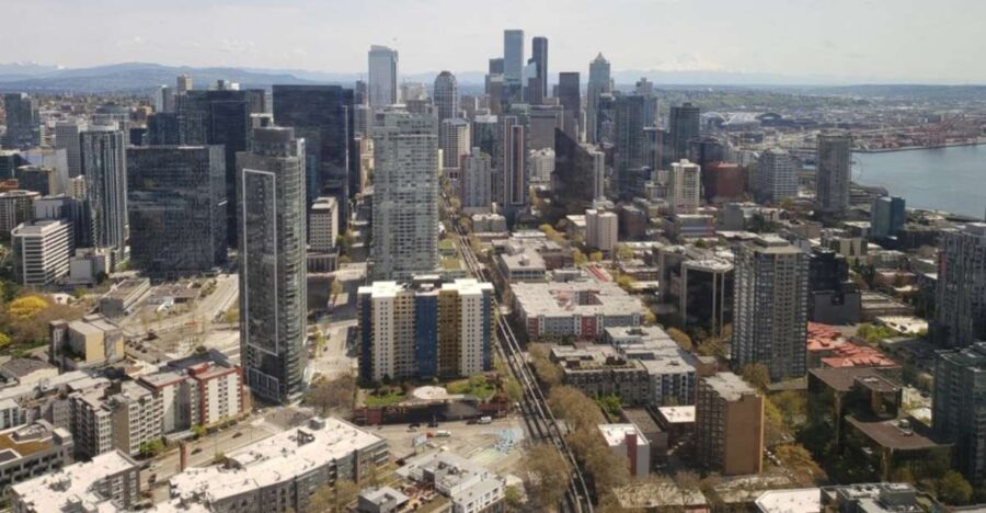 Seattle: City Walking Tour With Local Guide - Tour Overview