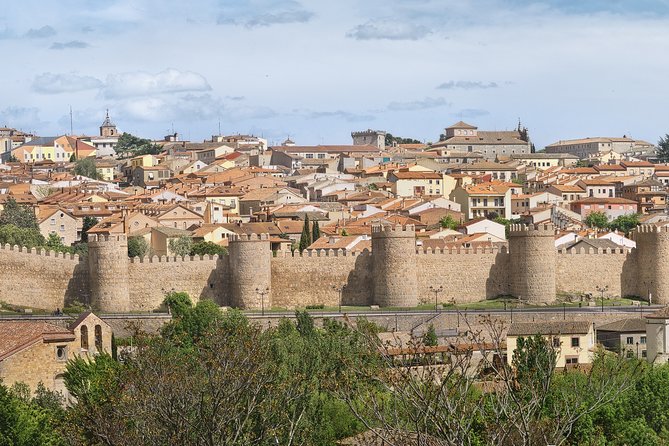 Segovia and Avila Private Tour With Lunch and Hotel Pick up From Madrid - Tour Overview