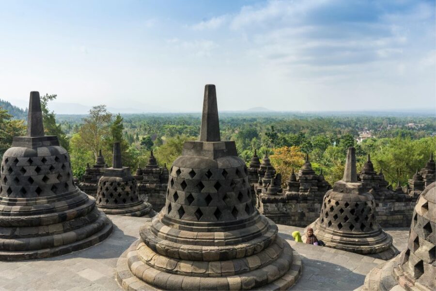 Semarang Port to Borobudur : Temple Journey