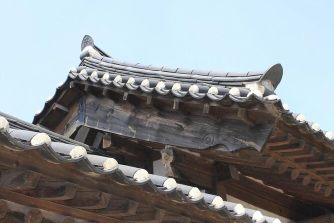 Seoul City Sightseeing Tour Including Gyeongbokgung Palace, N Seoul Tower, and Namsangol Hanok Village