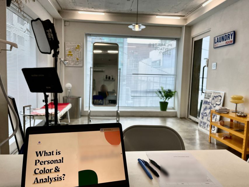 Seoul: Personal Color, Fashion, and Make-up Analysis Session