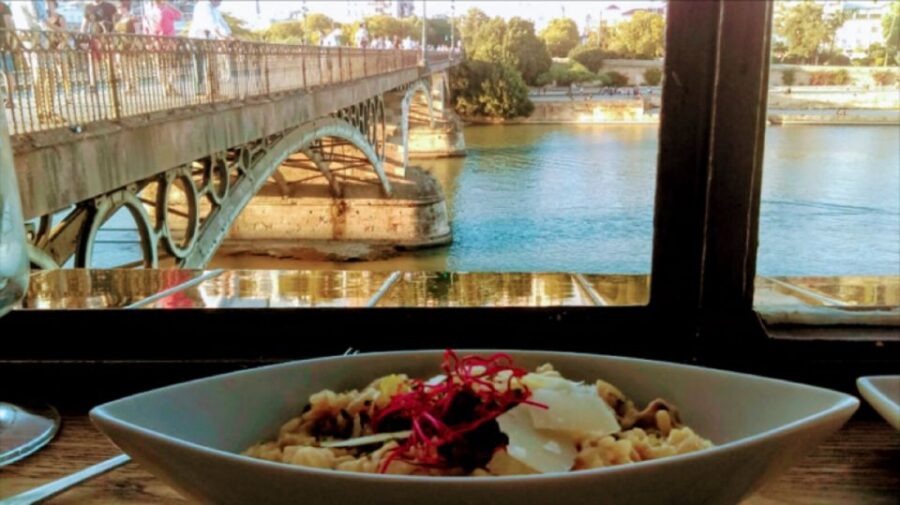 Seville: 3-Hour Guided Tapas Tour in Seville