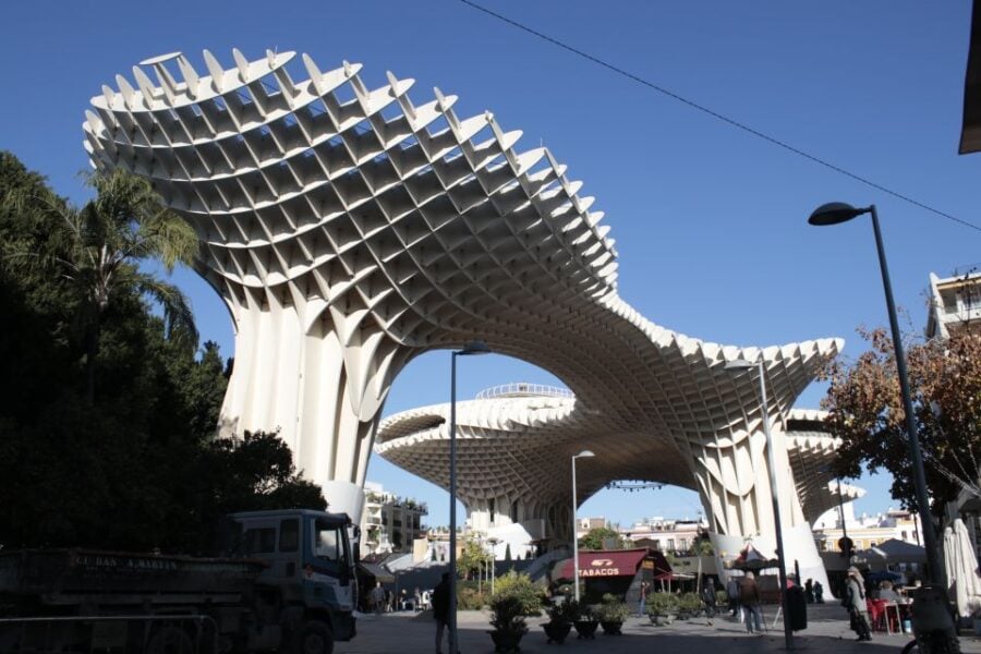 Seville: 3-Hour Guided Walking Tour & Palacio De Las Dueñas