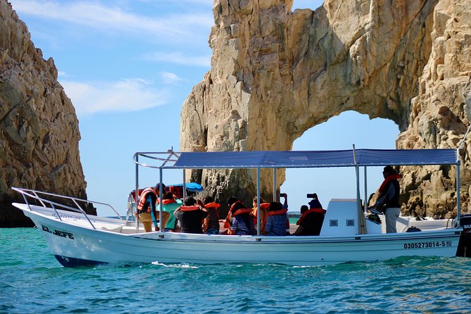 Shared Ride to the Arch of Cabo San Lucas - Overview of the Arch Tour