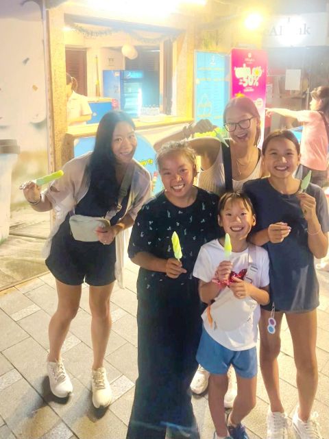Sightseeing and Photo Tour With Minh