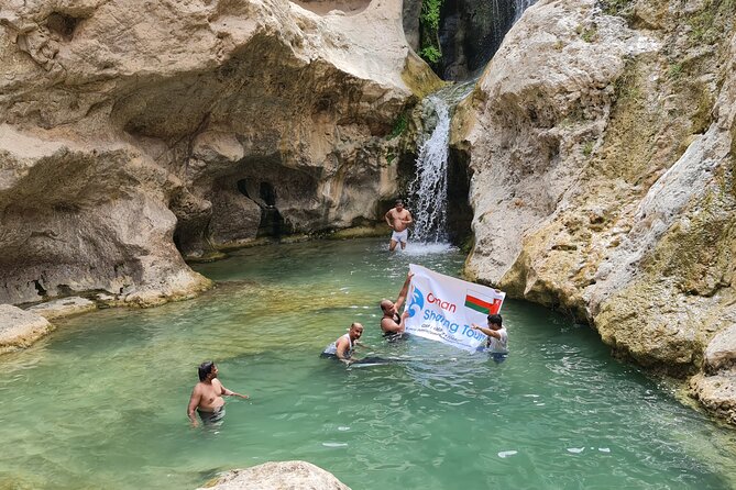 Sinkhole-Fins Beach & Wadi Tiwi Adventure