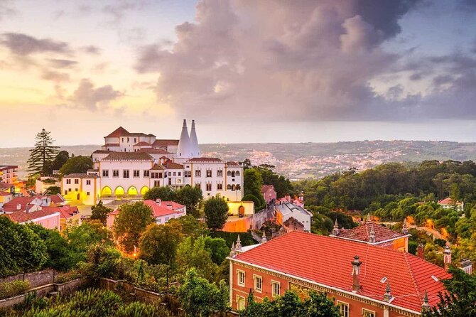 Sintra Mountain Tour With Pena Palace & Moorish Castle Tickets - Whats Included in the Tour