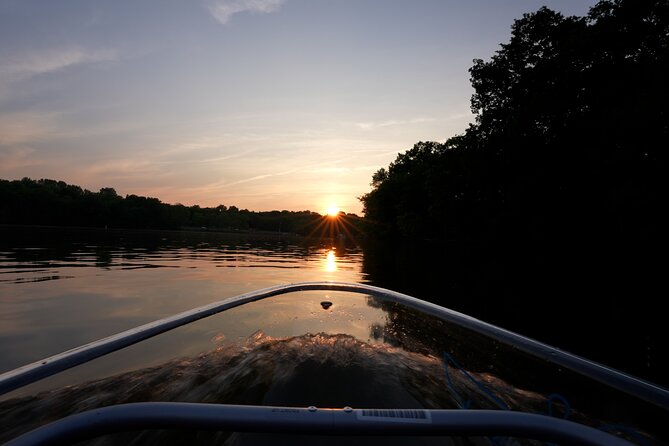 Small Group Clear Kayak Tour of Old Hickory Lake - Inclusions