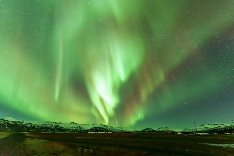 Small-Group Premium Northern Lights Tour From Reykjavik