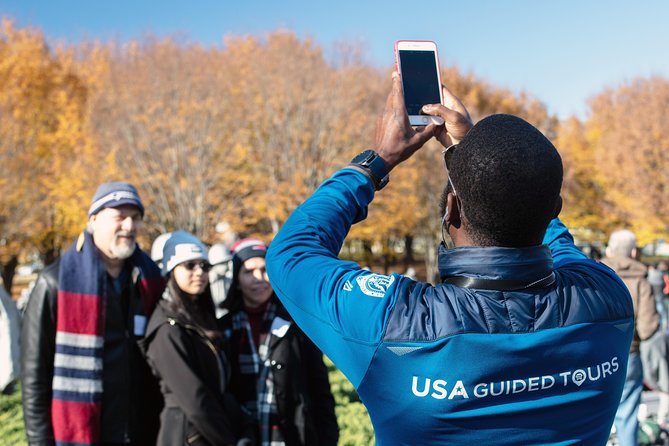 Small Group Tour of DC With Reserved National Archives Entry - Tour Highlights