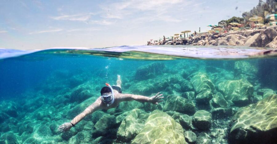 Snorkeling in Hikkaduwa