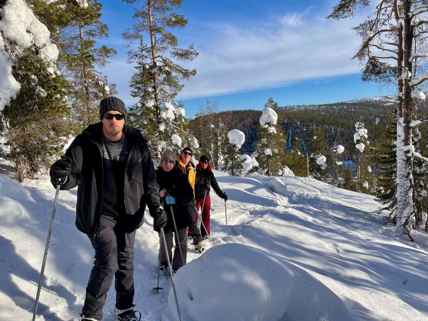 Snowshoeing in Levi