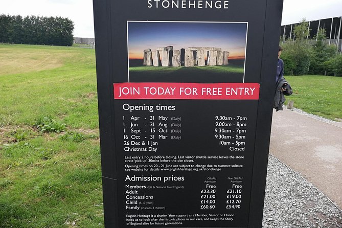 Southampton Cruise Term/ Hotel to London With Stopovers at Stonehenge & Windsor