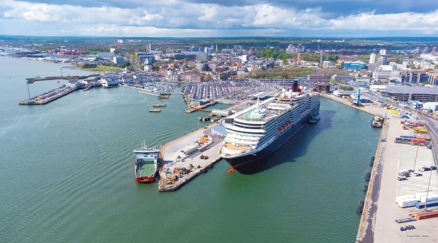 Southampton to London: Private Transfer