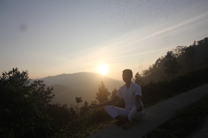 Sri Lankan Yoga for Your Body and Mind With Our Sri Lankan Yoga Trainers.