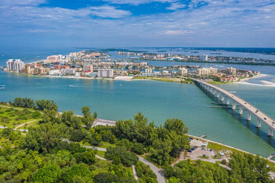 St. Petersburg, FL: Private 2-Hour Dolphin Watching Cruise