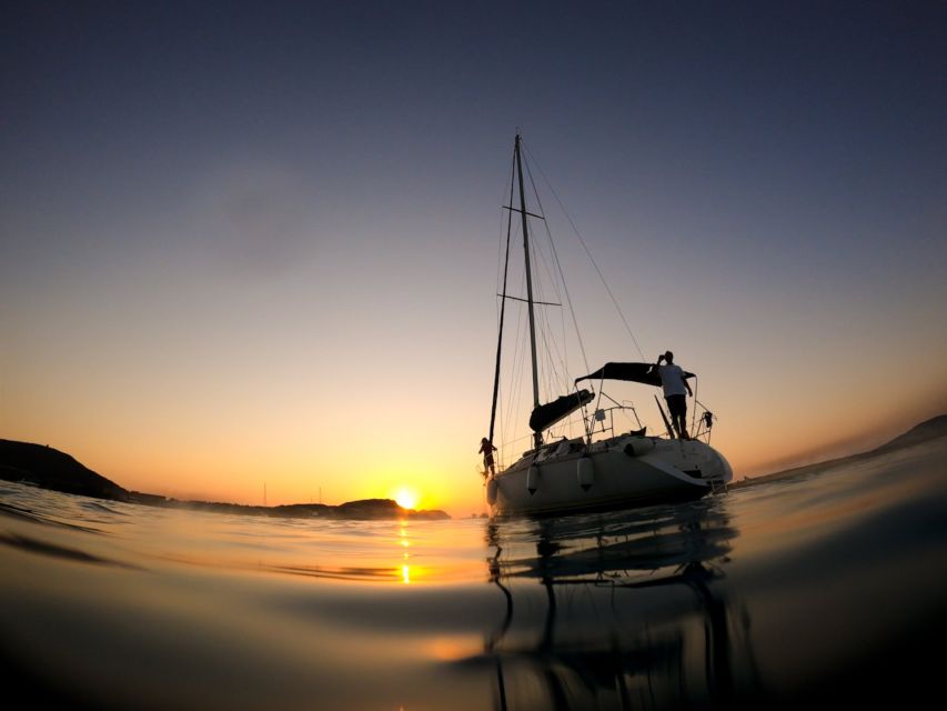 Stintino: Asinara & La Pelosa Sunset Private Sailing Tour