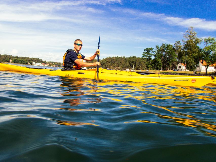 Stockholm: Archipelago Islands Kayak Tour and Outdoor Picnic