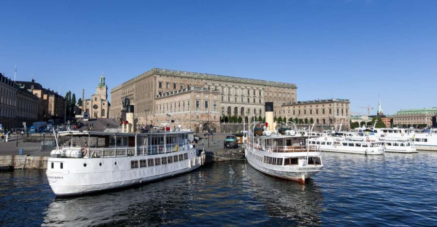 Stockholm: Old Town Walking Tour W/ Vasa Museum & Boat Ride