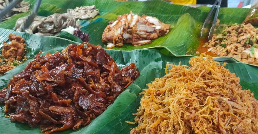 Street Food Market, Tsunami Museum, Temple & Old Town
