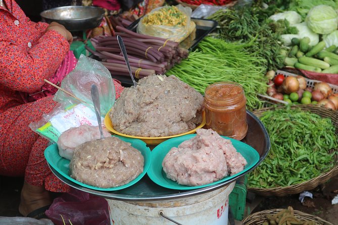 Street Food Tasting Tour Including Dinner