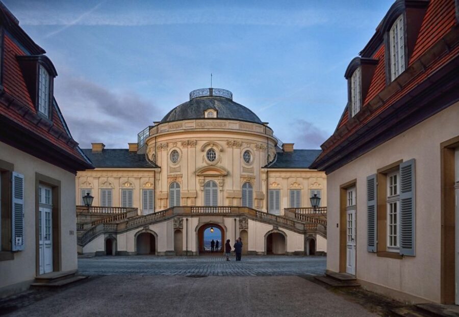 Stuttgart: Private Architecture Tour With a Local Expert