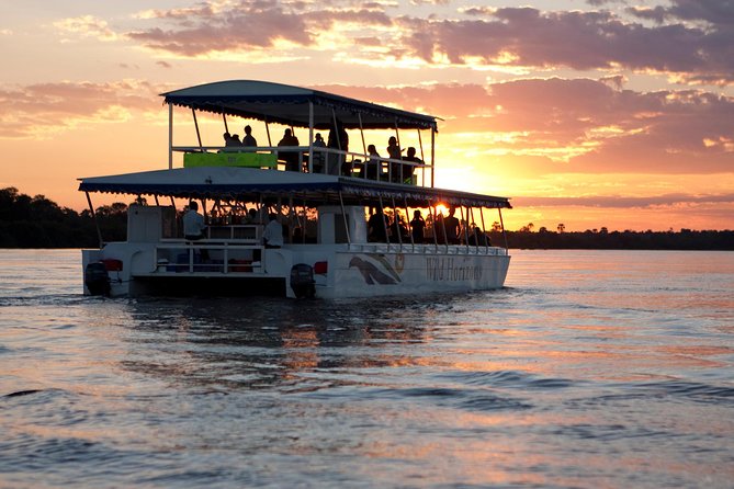 Sundowner Cruise on Zambezi River (Zimbabwe)