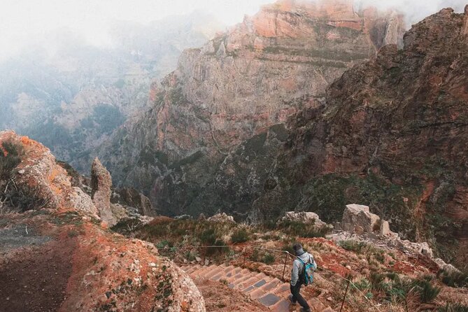 Sunrise and Self-Guided Hike From Pico Do Arieiro to Pico Ruivo. - Pickup and Transportation