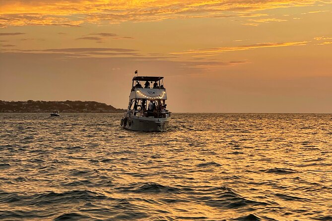 Sunset Tour Sibarita Express 90 Minutes With Open Bar - Tour Overview