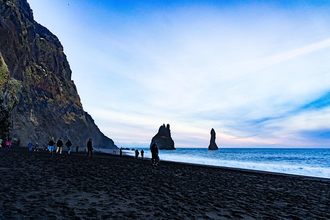 Supersaver: Small Group South Coast, Waterfalls & Glacier Hike and Northern Lights Adventure From Reykjavik