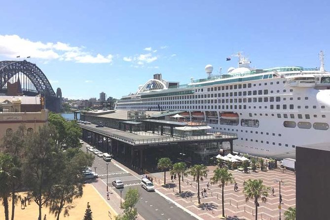 Sydney Port Arrival Transfer: Cruise Port to City Hotel - Service Overview