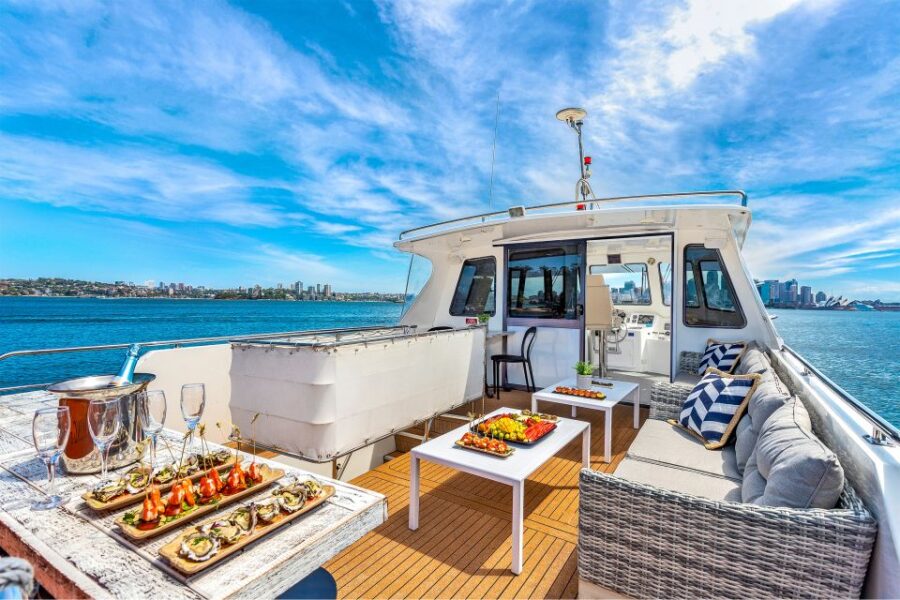 Sydney: Vivid Harbour Cruise With Canapes