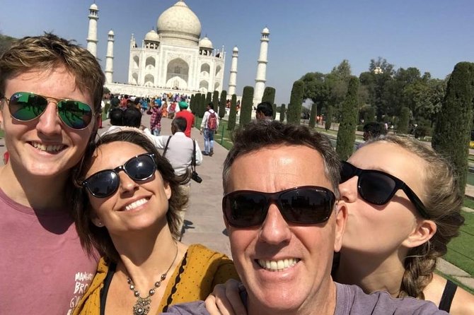 Taj Mahal (Agra) - Full Day Trip by Toyota Innova Car - Ex Delhi